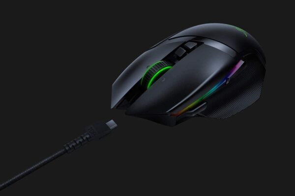 Razer Basilisk V3 - Wired Customisable Gaming Mouse (10+1 Programmable Buttons, HyperScroll Tilt Wheel, 11 Chroma RGB Lighting Zones, Optical Mouse Switches, Focus+ 26K DPI Optical Sensor) Black - Image 38