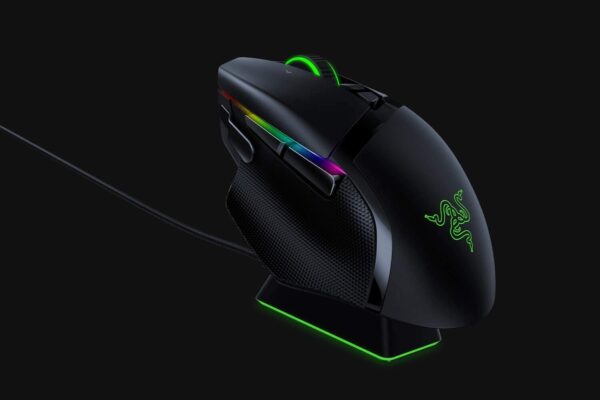 Razer Basilisk V3 - Wired Customisable Gaming Mouse (10+1 Programmable Buttons, HyperScroll Tilt Wheel, 11 Chroma RGB Lighting Zones, Optical Mouse Switches, Focus+ 26K DPI Optical Sensor) Black - Image 39