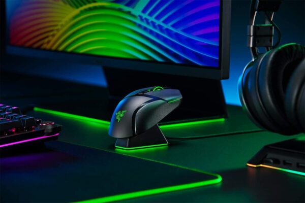 Razer Basilisk V3 - Wired Customisable Gaming Mouse (10+1 Programmable Buttons, HyperScroll Tilt Wheel, 11 Chroma RGB Lighting Zones, Optical Mouse Switches, Focus+ 26K DPI Optical Sensor) Black - Image 43