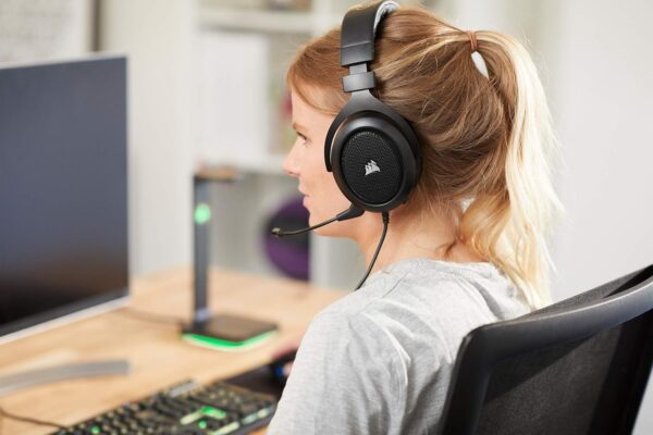 CORSAIR HS55 SURROUND Lightweight Multiplatform Wired Gaming Headset – Dolby 7.1 Surround Sound – iCUE Compatible – PC, Mac, PS5, PS4, Xbox, Nintendo Switch, Mobile – White - Image 24